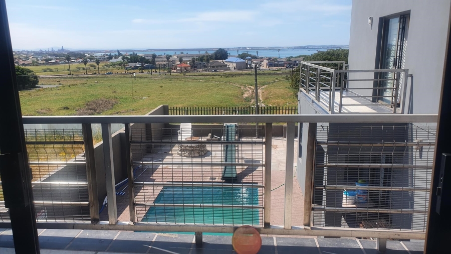 To Let 5 Bedroom Property for Rent in Saldanha Western Cape